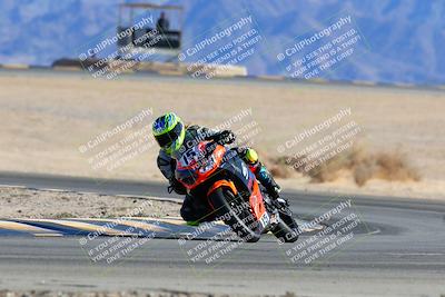 media/Jan-08-2022-SoCal Trackdays (Sat) [[1ec2777125]]/Turn 4 (1145am)/